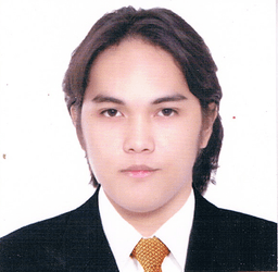 Headshot of Gino Diño
