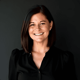 Headshot of Lindsay Kitendaugh