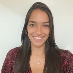 Headshot of Noa Yaffe-Ermoza